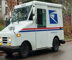mail-truck-usps Laminated Letters